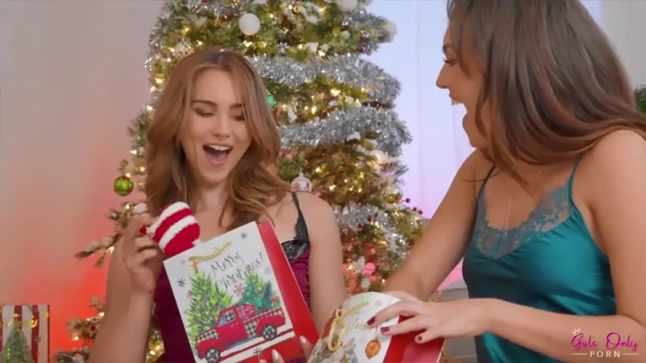 Freya Parker, Juniper Ren, Ophelia Fae - Our Besties Sexy Christmas Jammies 23 12 2025 - Watch Latest Porn Video at ePornHome.com for Free.