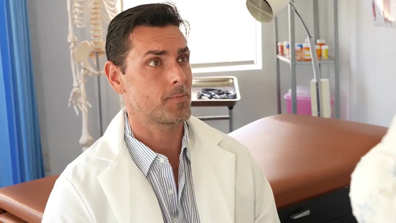 Lucia Rossi - Sister In Law Visit Her Sisters Husband For Pussy Treatment - Watch Latest Porn Video at ePornHome.com for Free.