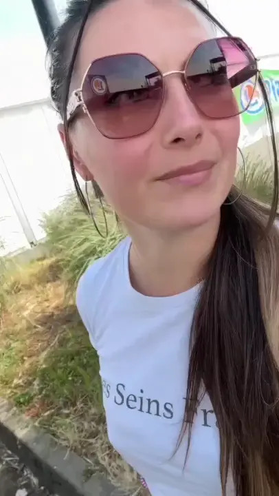 OnlyFans Lia - Watch Latest Porn Video at ePornHome.com for Free.