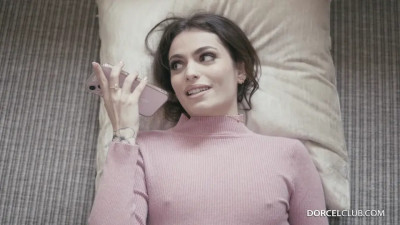 Clara Mia, Jade Jadore - One Date Leads To Another 31 12 2025