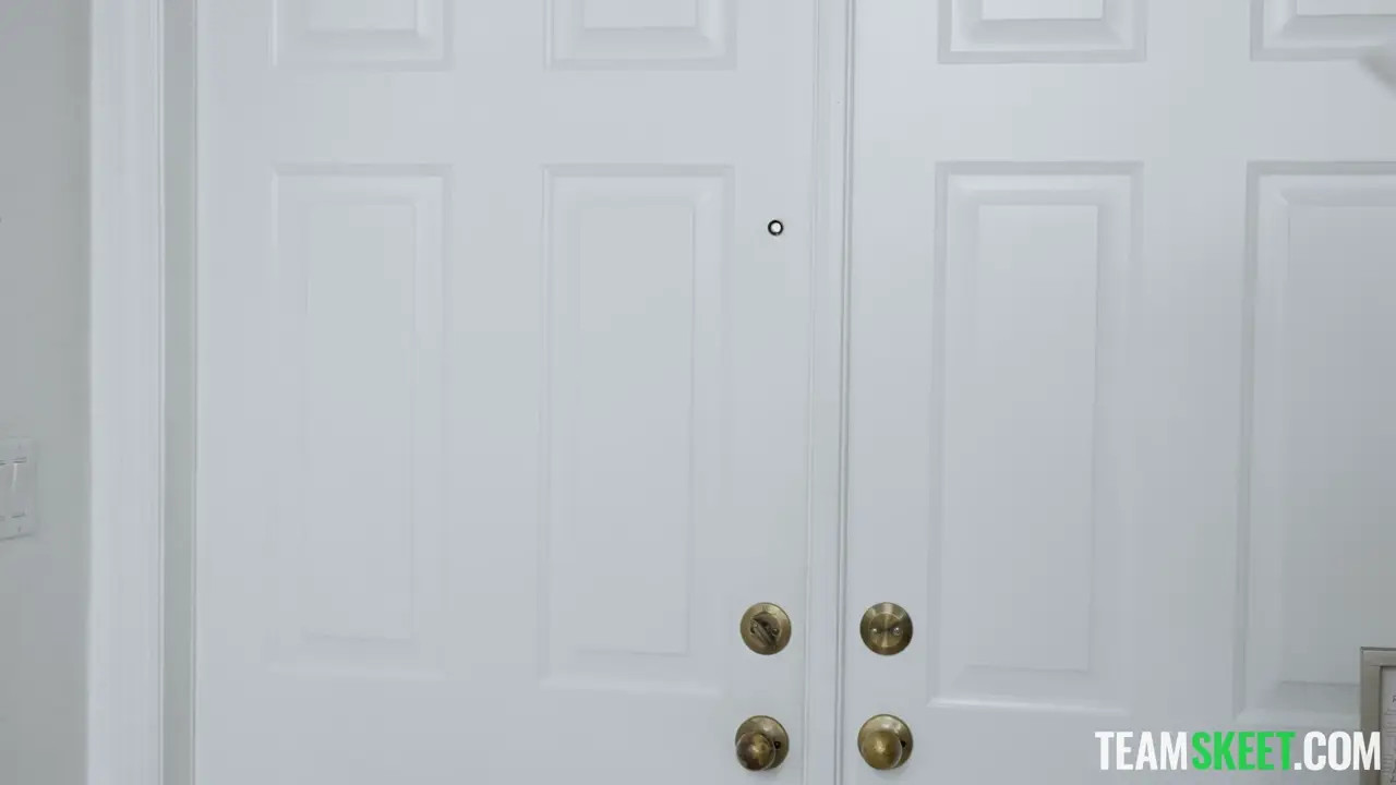 Kimmie Haze - Newcomer Alert: Stripping And Vibrators Weren't Enough; Kimmie Haze Is Ready For Everything 02 01 2026 - Watch Latest Porn Video at ePornHome.com for Free.