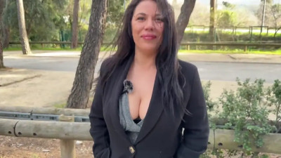 JacquieEtMichelTV Vicky 40 Years Old Medical Secretary 01 01 2026