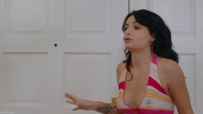 Evie Christian - Evie Christian Is Wet And Willing