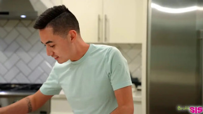 Isa Bella - Stepsisters Fight Or Fuck Response 09 01 2026