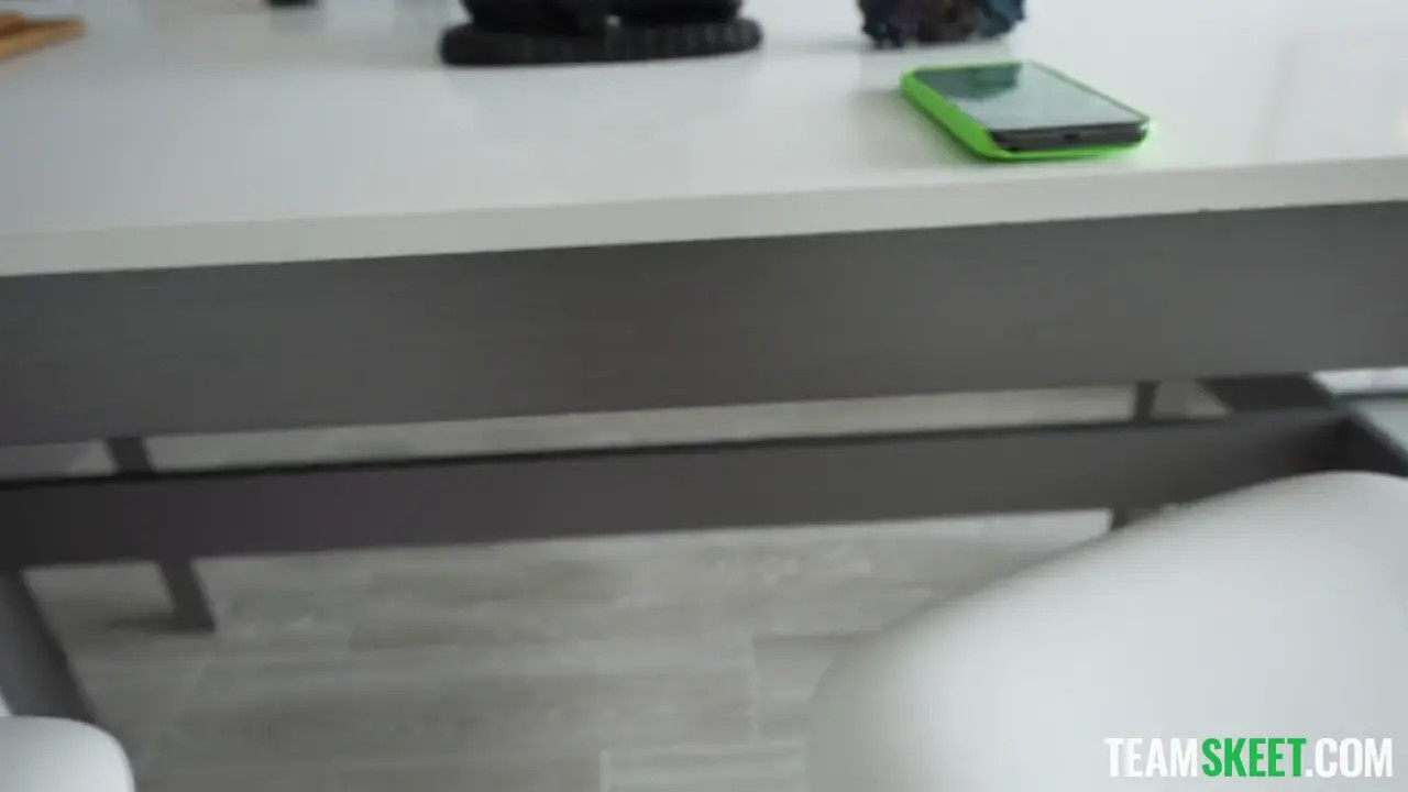 Anna Chambers - Why Fuck Those Other Guys When You've Got Daddy At Home? 19 01 2026 - Watch Latest Porn Video at ePornHome.com for Free.