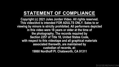 Abella Danger - Big Booty Heavyweight Abella Danger Takes An Outdoor Anal Blasting