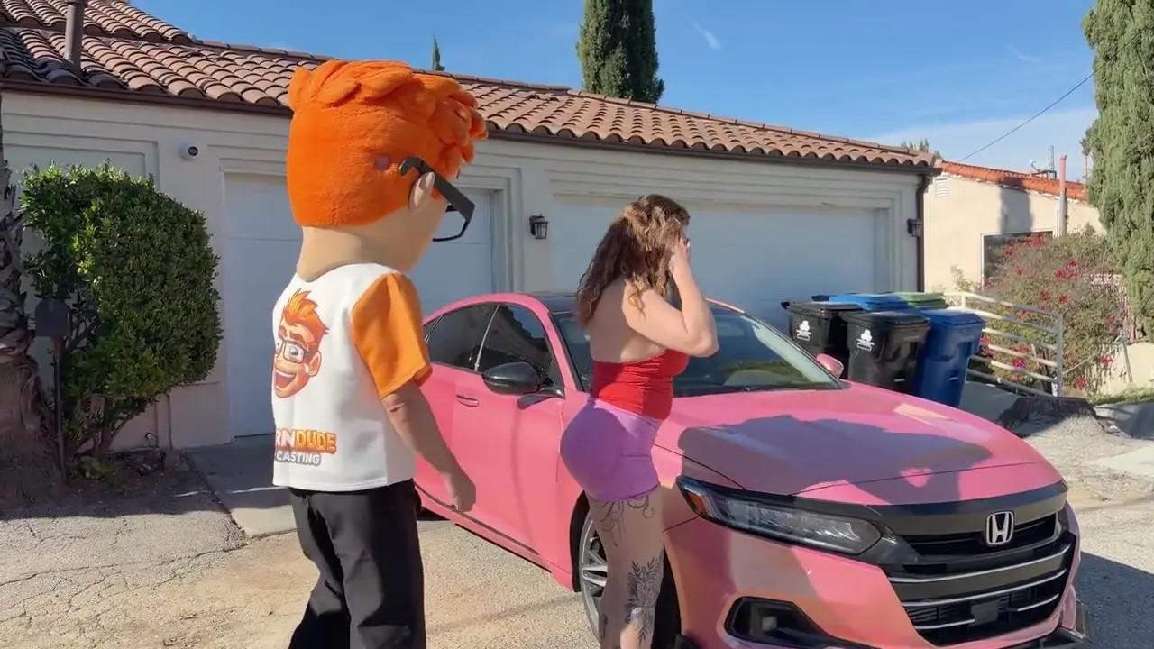 Avalon Mira - Porn Dude Peeks Under Hood 16 01 2026 - Watch Latest Porn Video at ePornHome.com for Free.