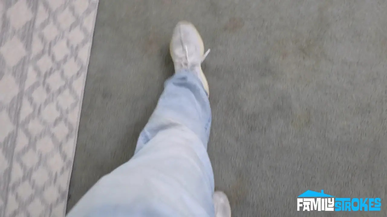 Remy Rune - Lessons From Mom: Use My Body To Help You Focus 25 01 2026 - Watch Latest Porn Video at ePornHome.com for Free.