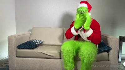 Miss Raquel - Grinch Homdemade Sextape