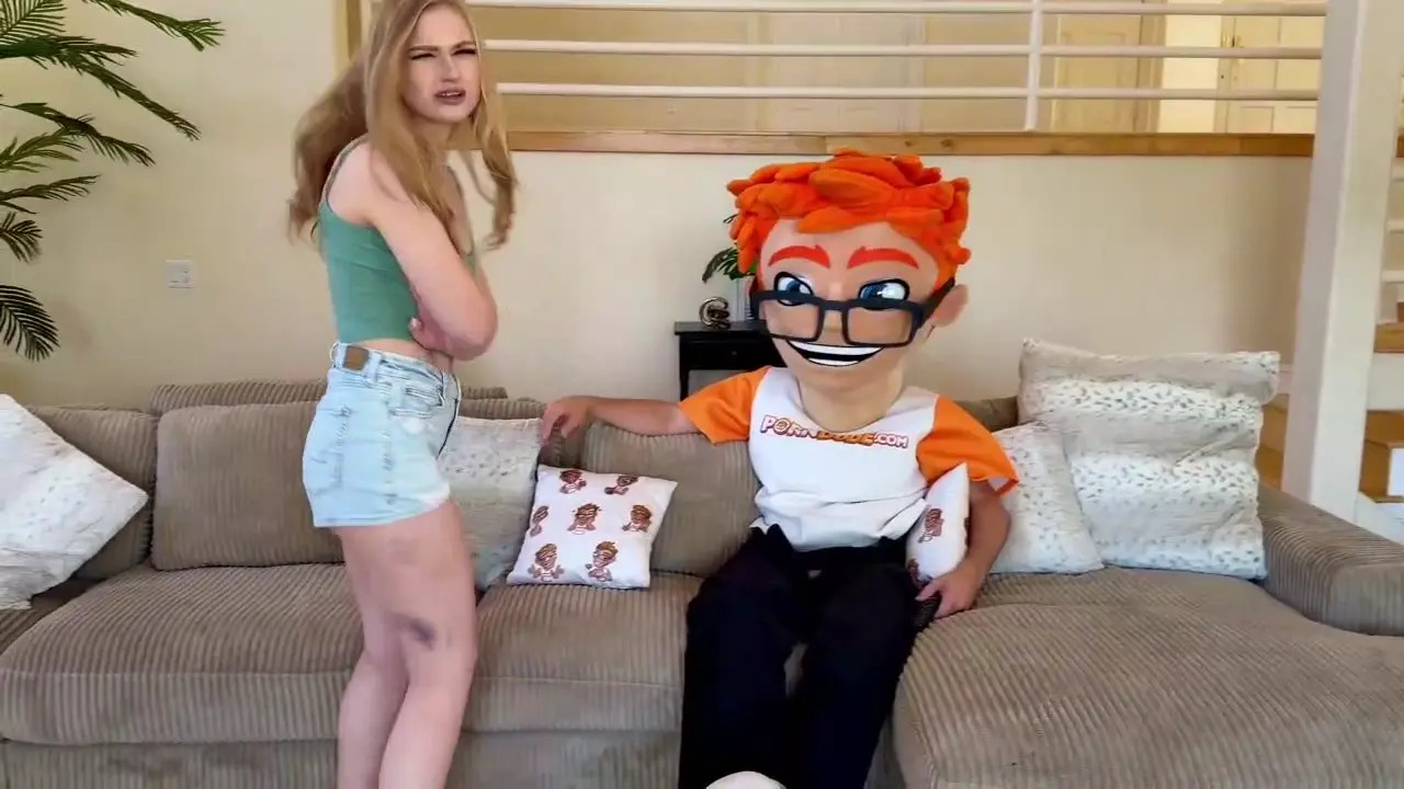 Mckenzie Mae - Porn Dude Cures McKenzie Mae's Homesickness With Corn 28 01 2026 - Watch Latest Porn Video at ePornHome.com for Free.