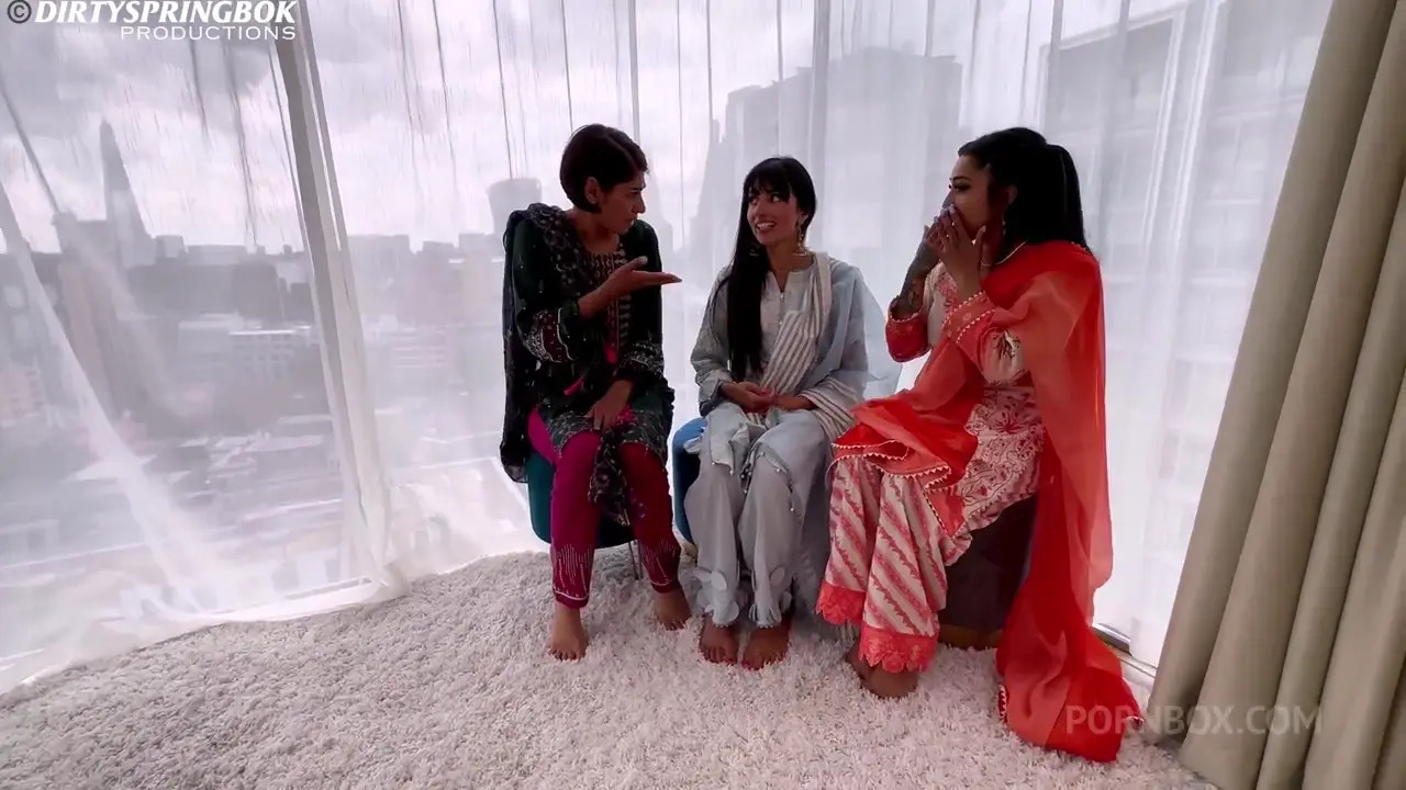 Sahara Knite, Yasmina Khan - BBC - Watch Latest Porn Video at ePornHome.com for Free.