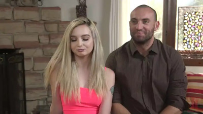 Lexi Lore - Lexi's Favorite Uncle 07 06 2019