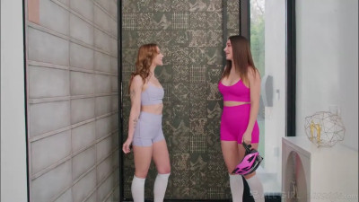 Ella Reese, Ophelia Fae - Post Cycling Bun Rub 16 02 2026