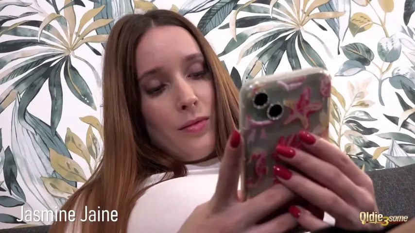 Jasmine Jaine, Annabella Blue - 3 Way Party - Watch Latest Porn Video at ePornHome.com for Free.