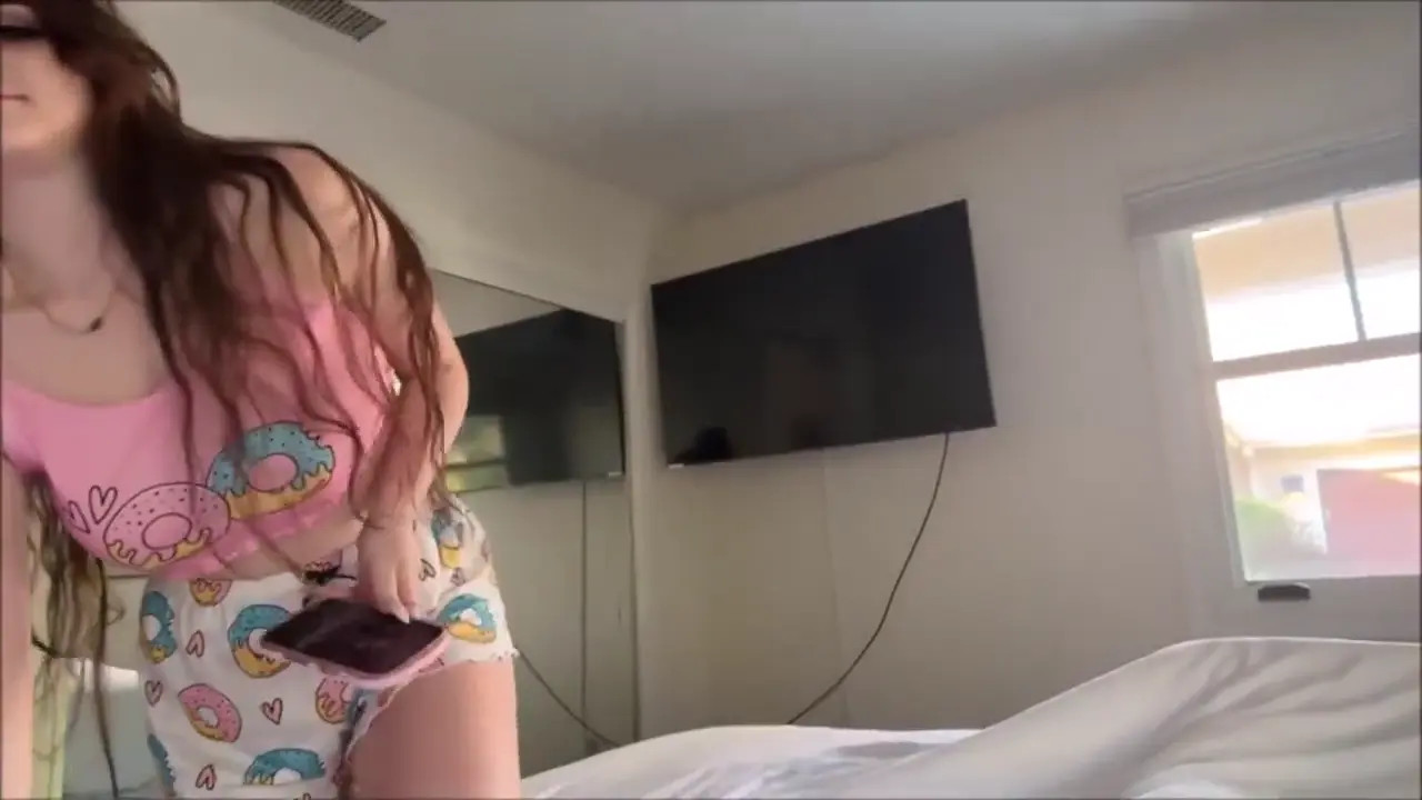 Lilibet Saunders - How To Looksmax 09 03 2026 - Watch Latest Porn Video at ePornHome.com for Free.