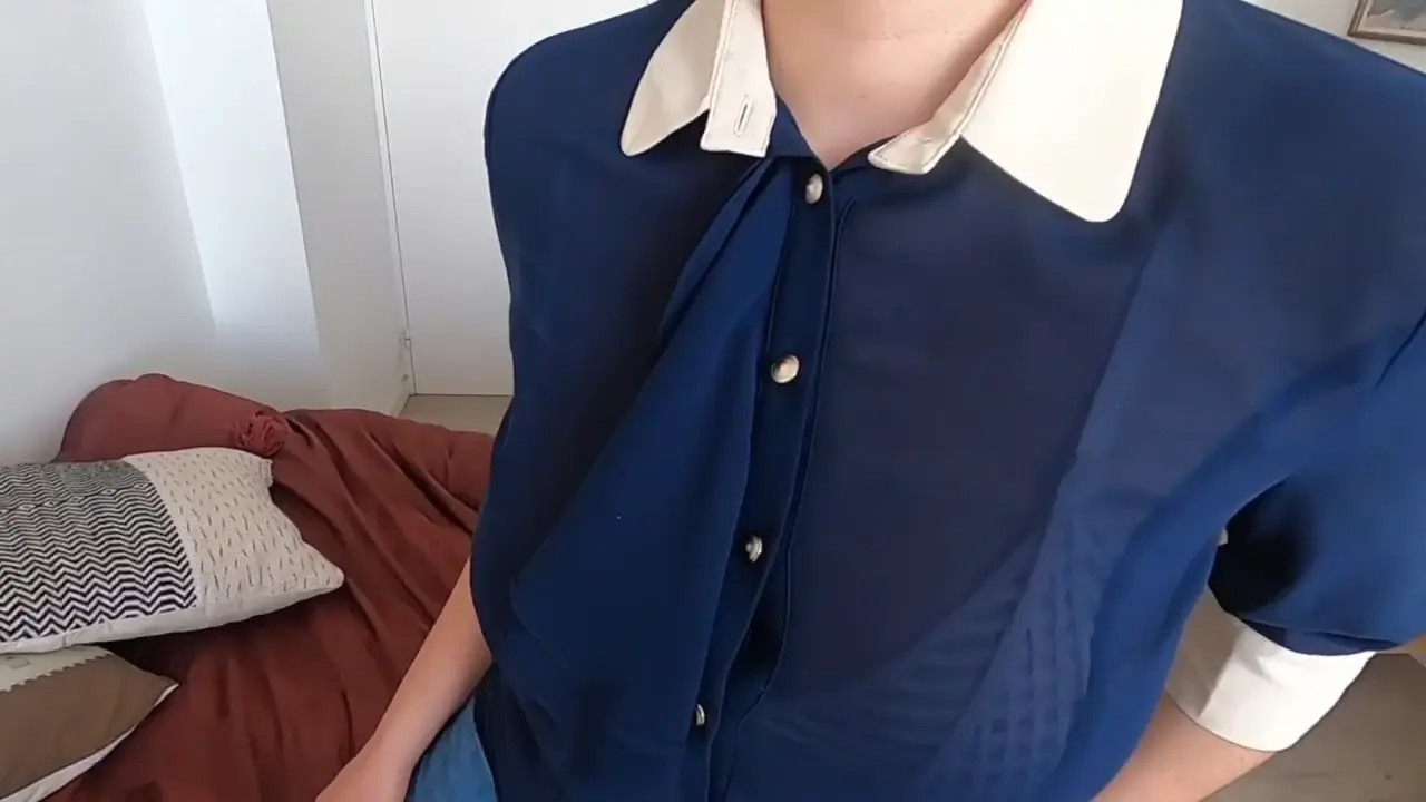 Onlyfans Julie - Watch Latest Porn Video at ePornHome.com for Free.