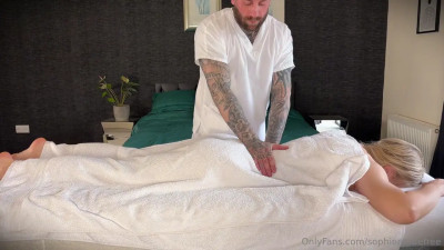 OnlyFans Sophie Reade - Happy Ending Massage