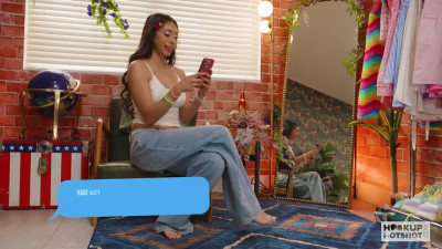 HookupHotshot Sona Bell