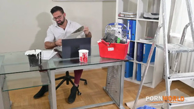 Luna Doll - Stacked Slut Luna Doll Tempts Office Stud Into Slamming Her Pussy GP3413 24 03 2026