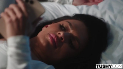 Eva Angelina - Sexy MILF Divorcee Gets DPed 29 03 2026