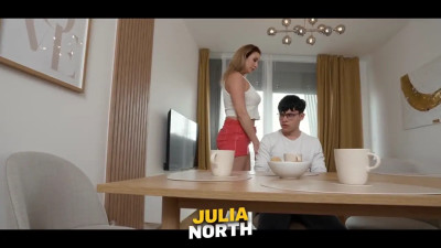 Julia North - Nice Girls Explode 30.03.2026