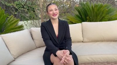 JacquieEtMichelTV Steffy - The Show By The Sublime 18 Year Old Continues 05 04 2026