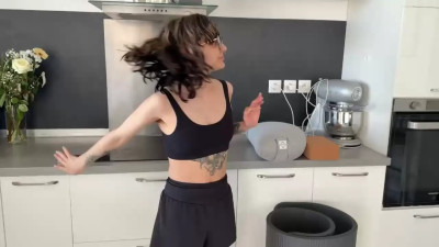 JacquieEtMichelTV Lotus Initially Tense Eventually Relaxes In Her Own Way 14 04 2026