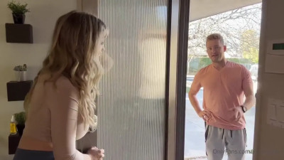 Lena Paul, Susie Stellar - BGG Threesoem And Shared Creampie WIth The Door Dash Delivery Guy